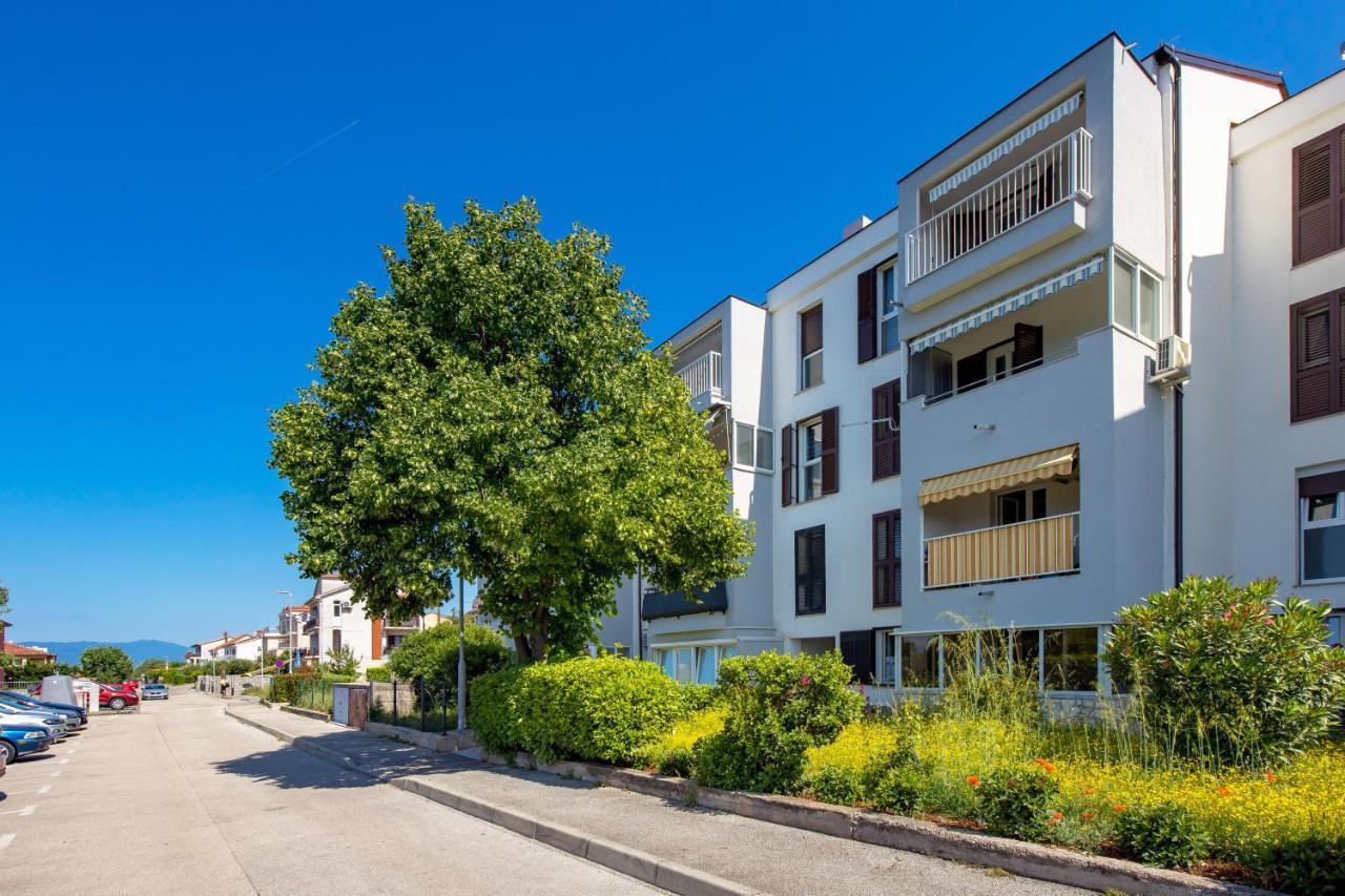 Apartment Kvarner View Kostrena Eksteriør bilde