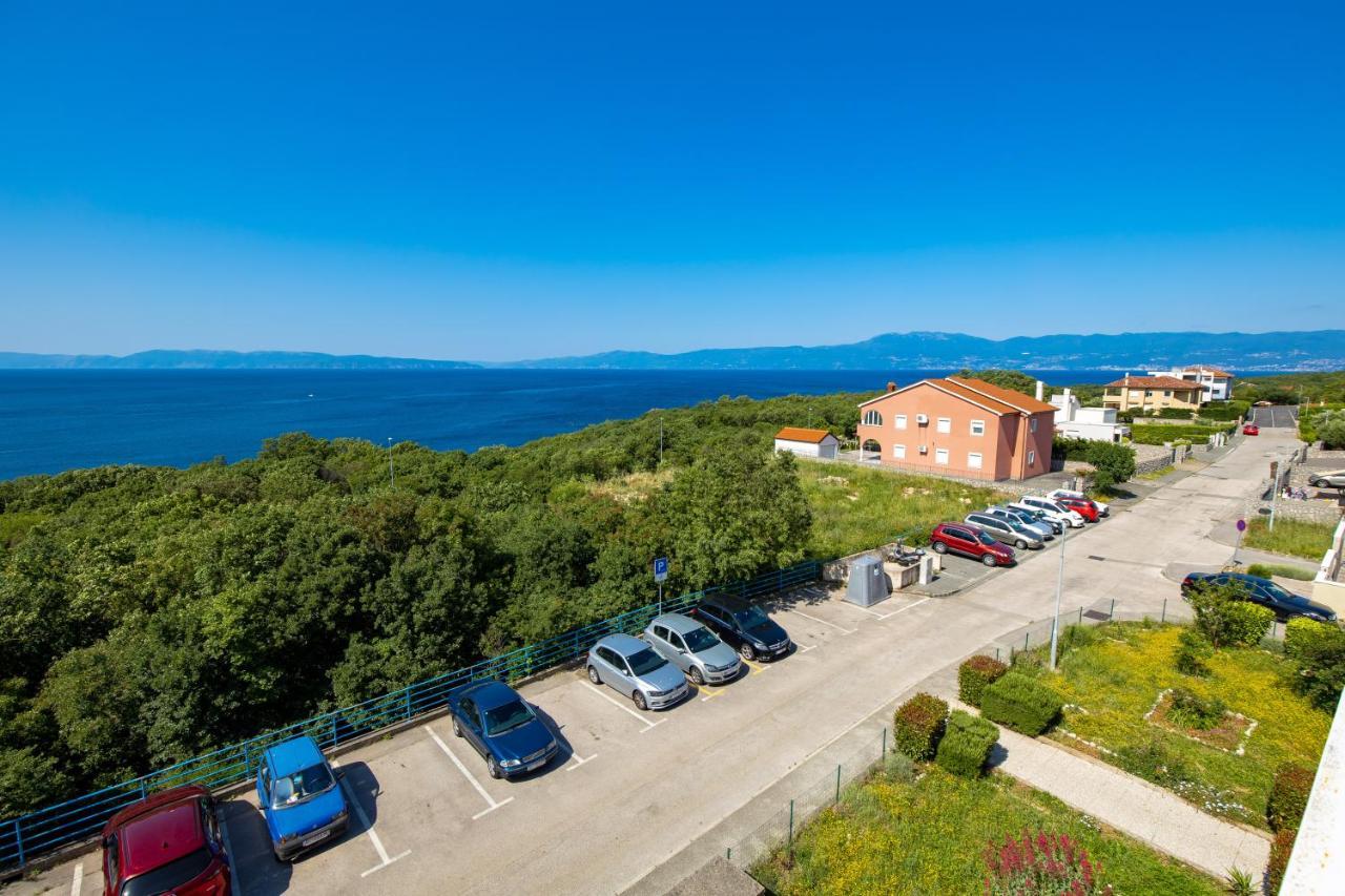Apartment Kvarner View Kostrena Eksteriør bilde